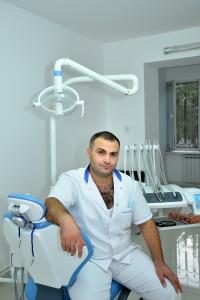Sargis Sahakyan Dentist